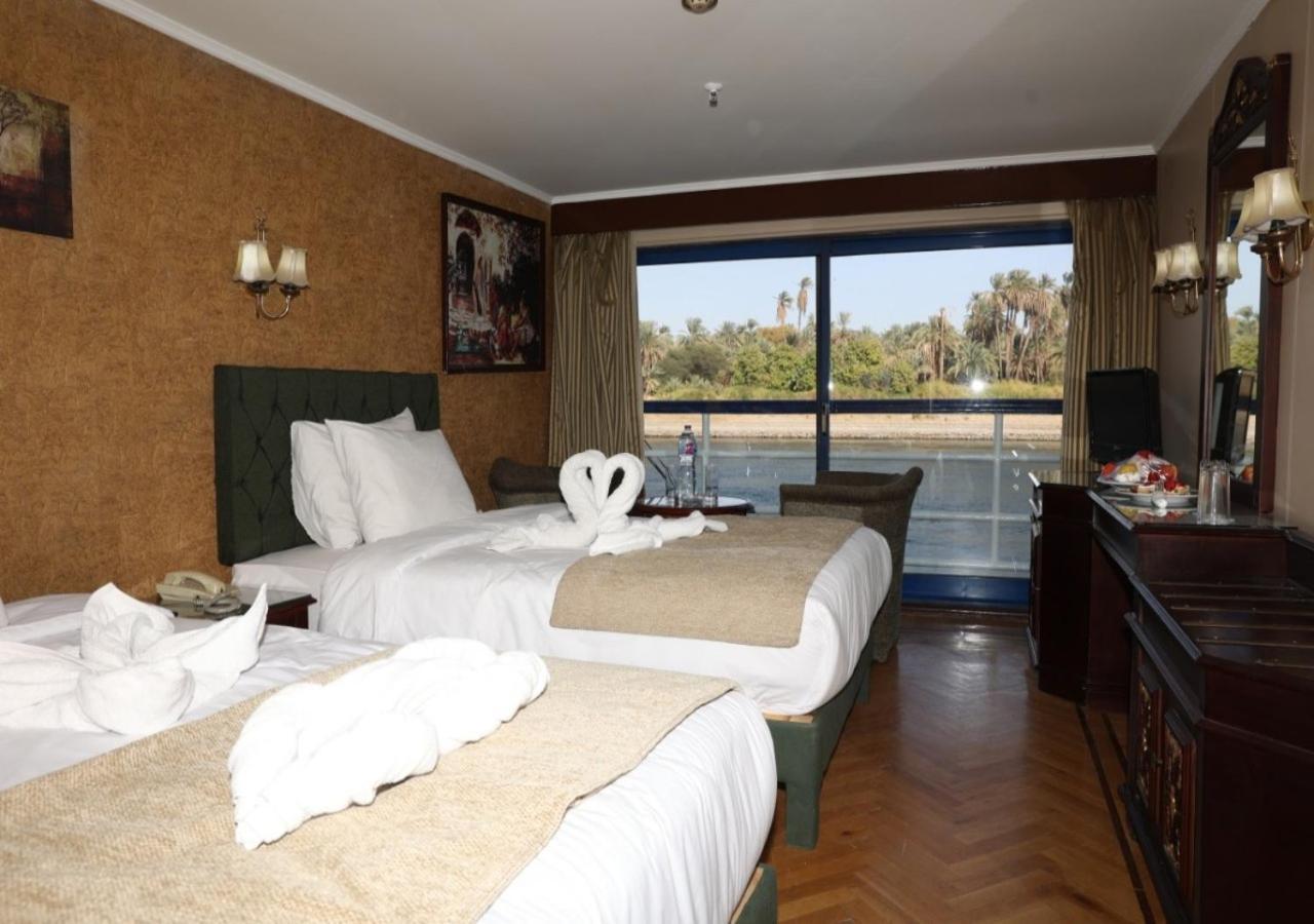 Nile Cruise Al Nabiltan Every Saturday From Luxor 4 Nights & Every Wednesday From Aswan 3 Nights Al Karnak Eksteriør billede
