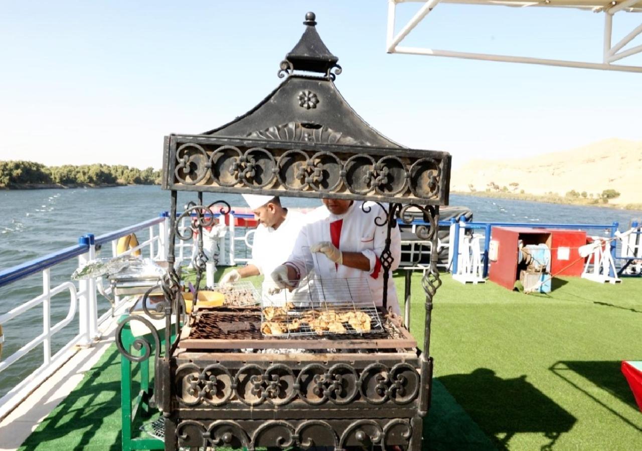 Nile Cruise Al Nabiltan Every Saturday From Luxor 4 Nights & Every Wednesday From Aswan 3 Nights Al Karnak Eksteriør billede